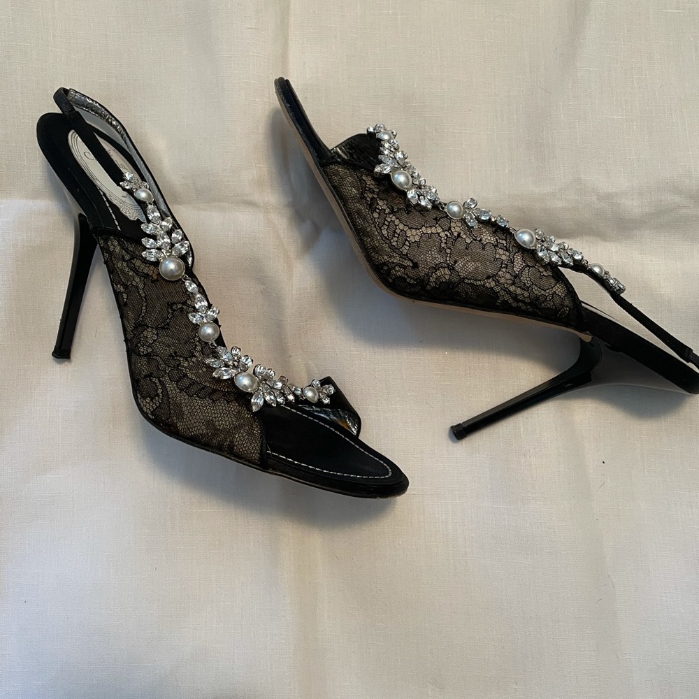 Rene Caovilla black w/ pearl evening shoe - Picture 4 of 4